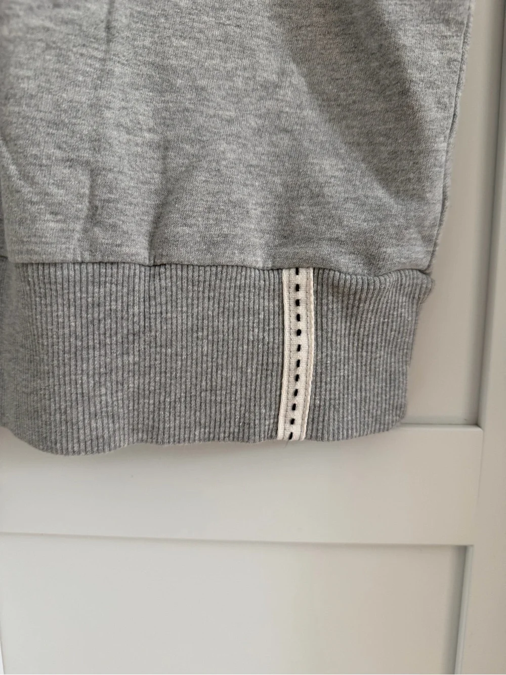 Michael Stars Sleeveless Grey Crewneck Top